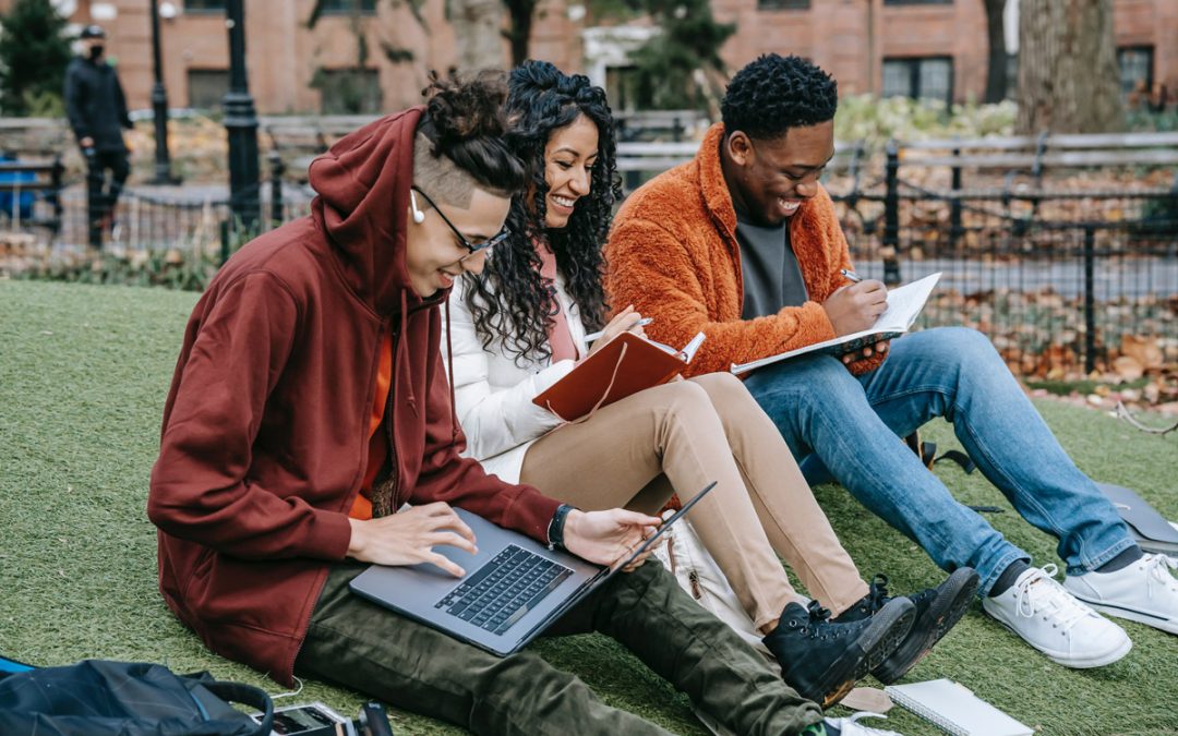 Opciones para estudiar en el exterior durante el primer semestre del 2023